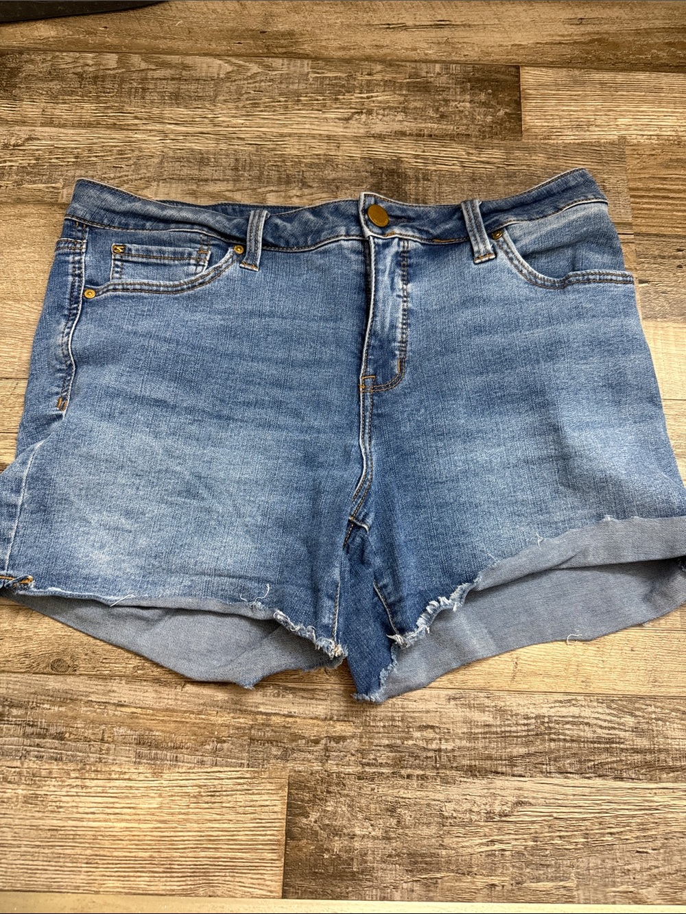 Seven7 Light Blue Frayed-Hem Denim Shorts